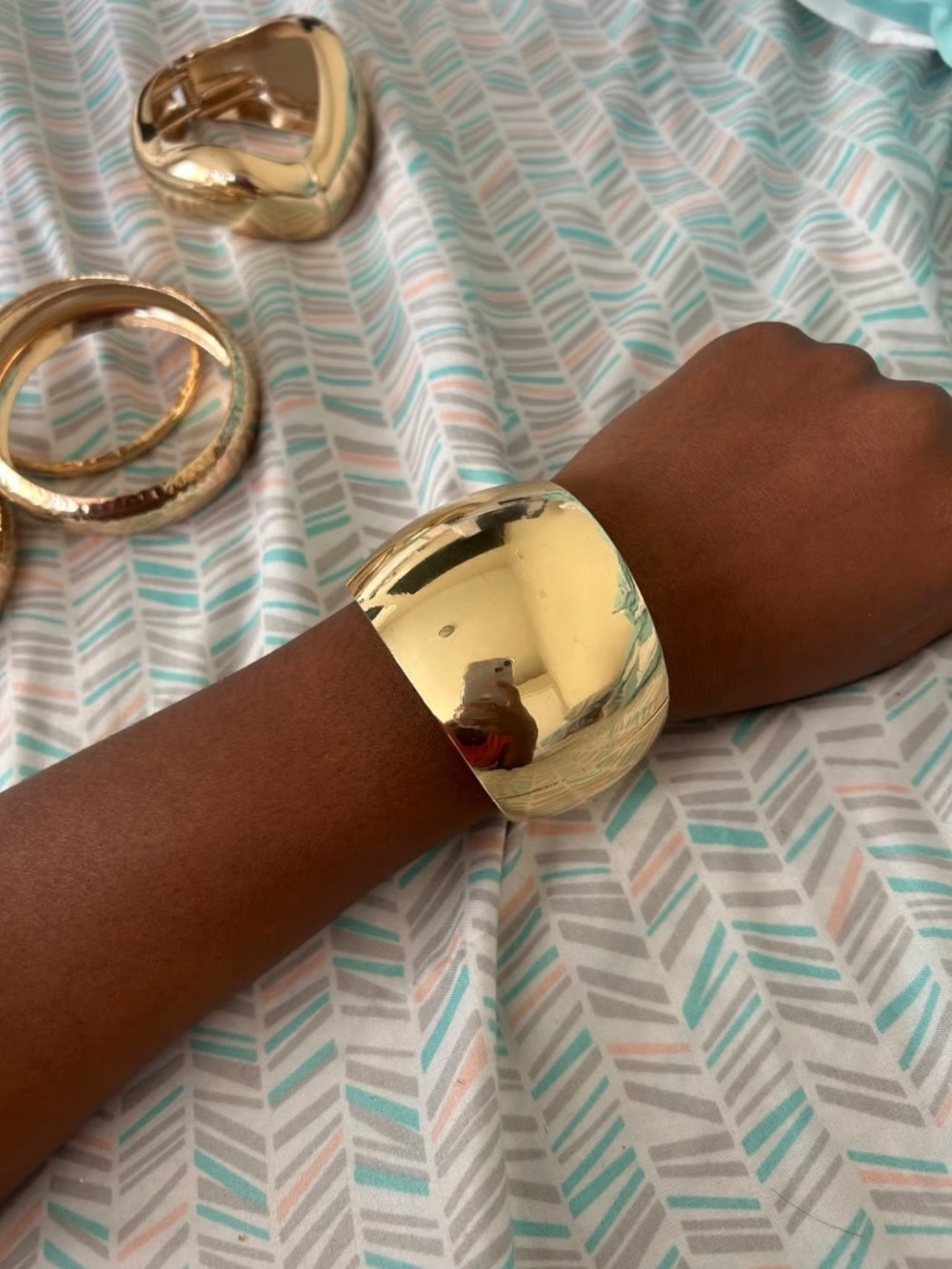 chunky gold bangle